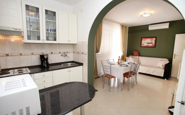 Apartment Ivan / Three Bedroom A1