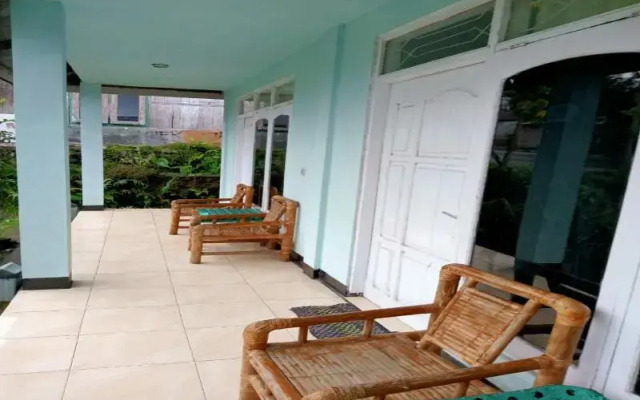 OYO 91230 Kelimutu Eco Village