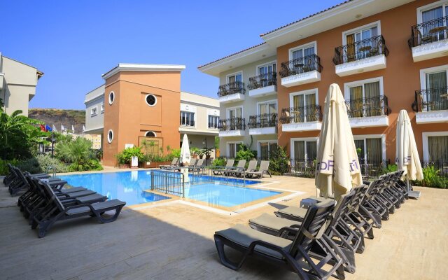 Cactus Club Yalı & Resort