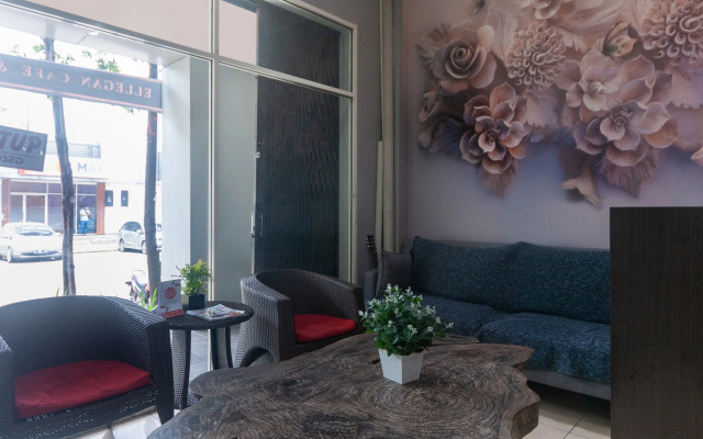 OYO 3216 Ellegan Residence