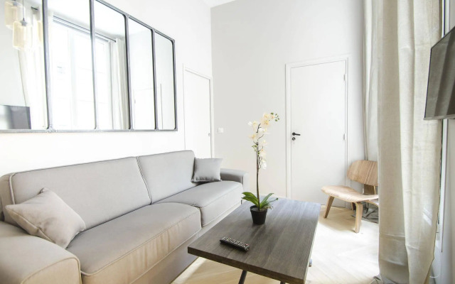 Luxury apartment in Opera - The Louvre