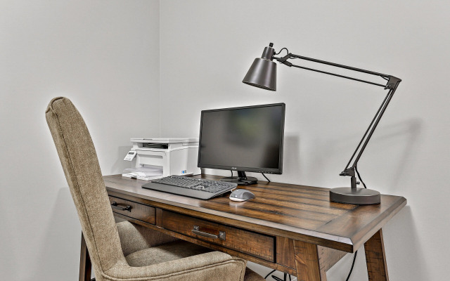 Rundle Cliffs Lodge by Spring Creek Vacation