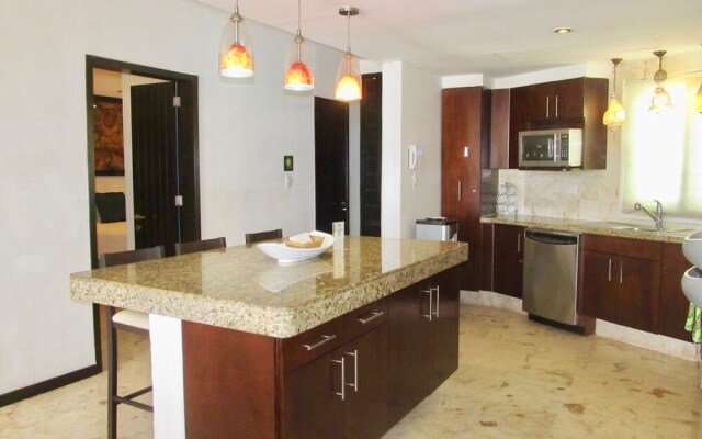 Bosque De Los Aluxes Bamboo By Playa Paradise