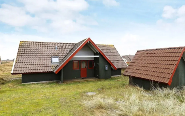 Serene Seaside Retreat in Haurvig-by Traum