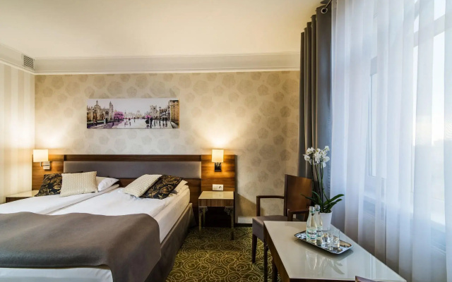 Hotel Lord Warsaw Airport
