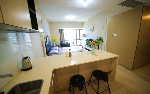Le Jia Xuan Yuexi Apt HK Central Rd Mixc