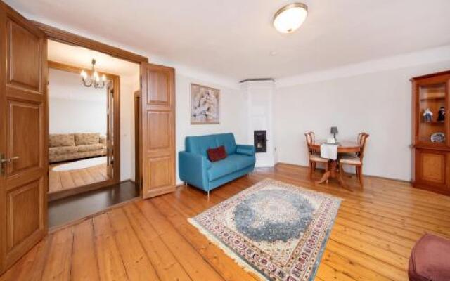 Calandra Apartment