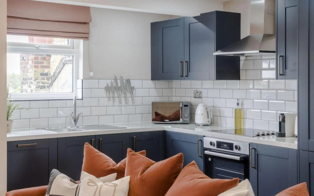 Your Apartment Shepherd's Bush
