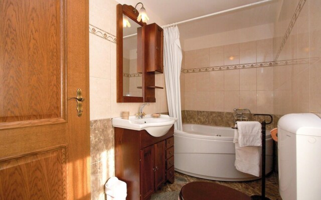 Beautiful Home in Krnica With Wifi and 2 Bedrooms