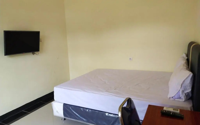 OYO 3767 Permata House