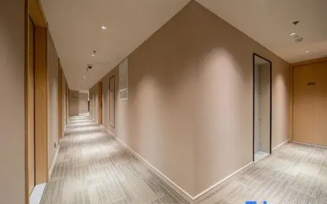 H.Z.M Hotel (Shanghai Jiuyuan Manufacturing Bureau Road Store)