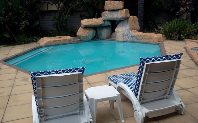 T.Recall Guest House