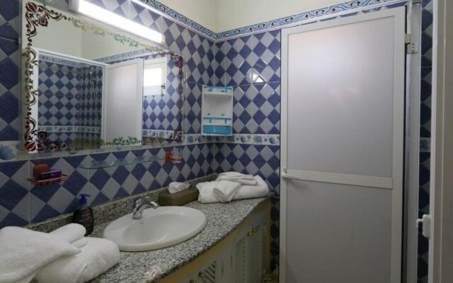 Le Bleu House