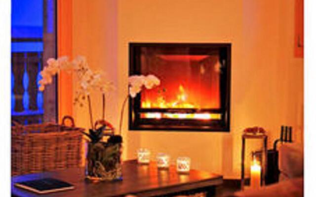 Lavish Holiday Home in Heremence With Balcony