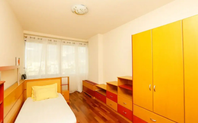 Luxury European Trade Center Apartment