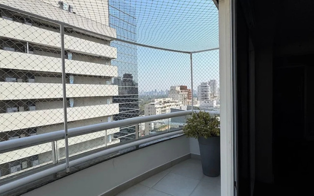 Get a Flat 1202- Stella Vega