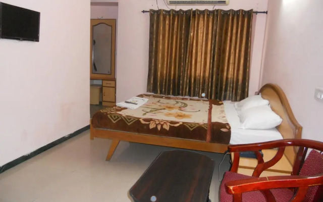 Hotel Aishwariya Park