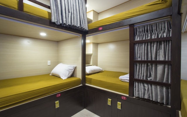 Saigon Marvel Hostel – Guest Rooms – Ho Chi Minh City