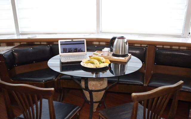 Silivri Safir Hotel & Resort Beach And Restaurant