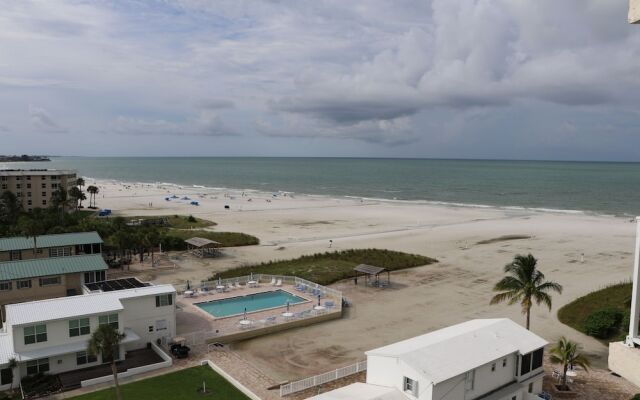 Jamaica Royale - 705 - 2 Br Condo