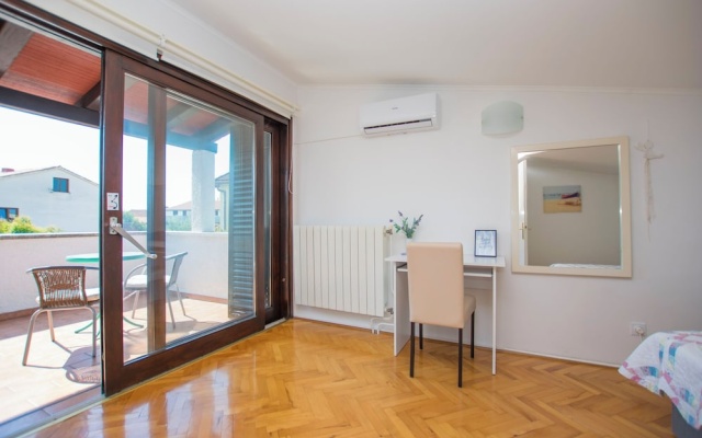 House Suncana