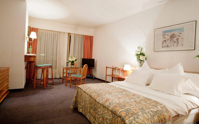 Sagitta Hotel