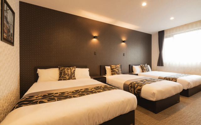 Grand Base Nagasakiekimae