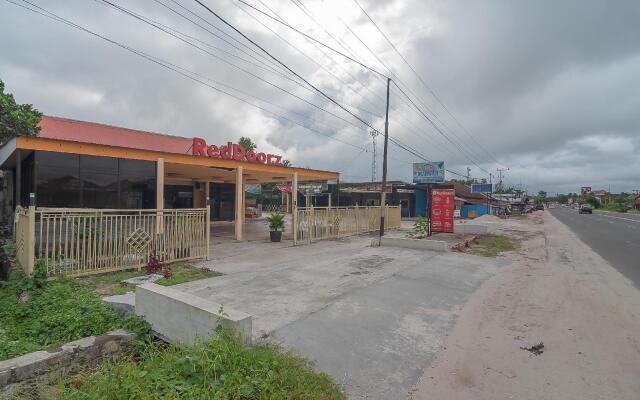 RedDoorz Syariah @ Jalan Tjilik Riwut