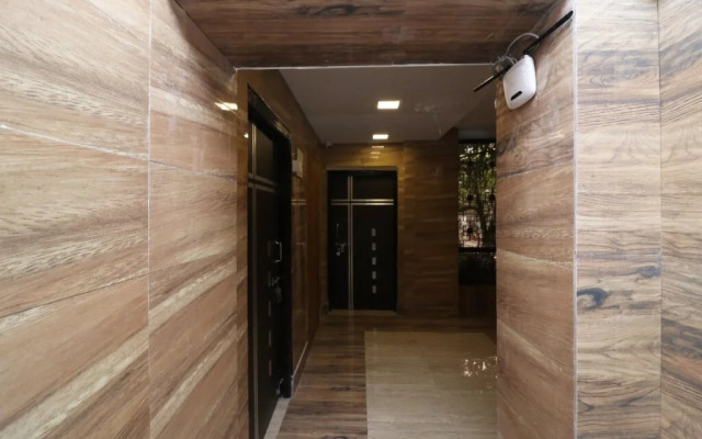 Golden Inn By OYO Rooms