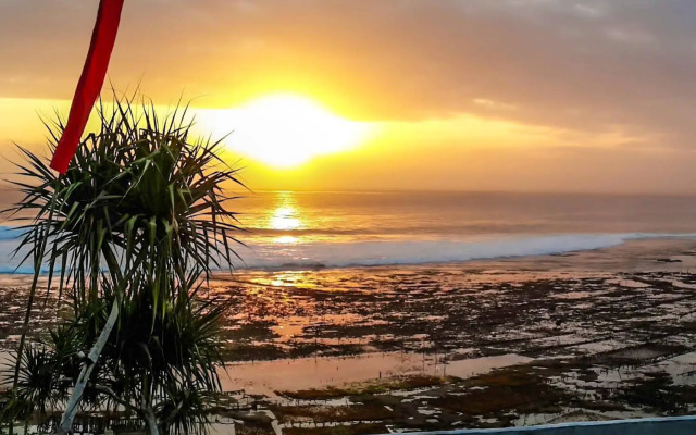 The Palms Ceningan Hotel