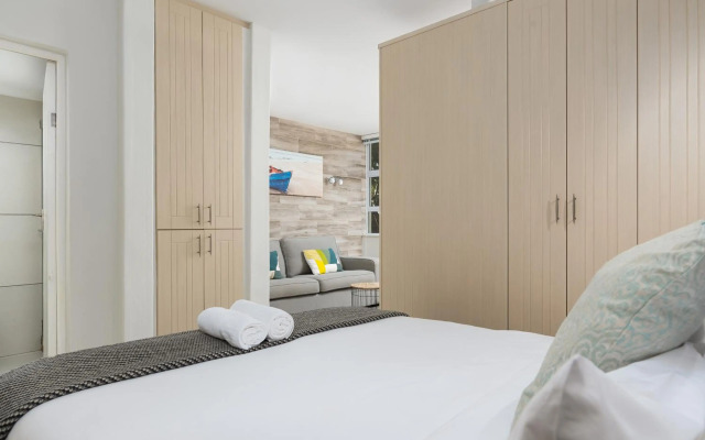 Montclair Apartments