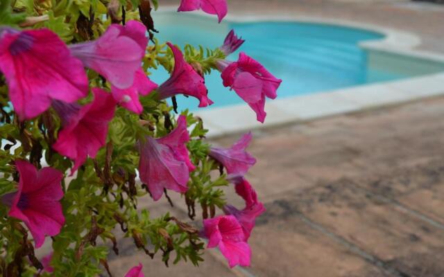 Casale Montemoro With Pool