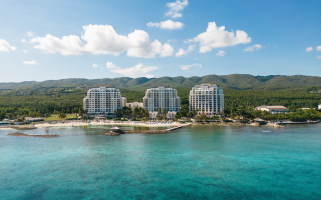 Jewel Grande Montego Bay Resort & Spa – All Inclusive