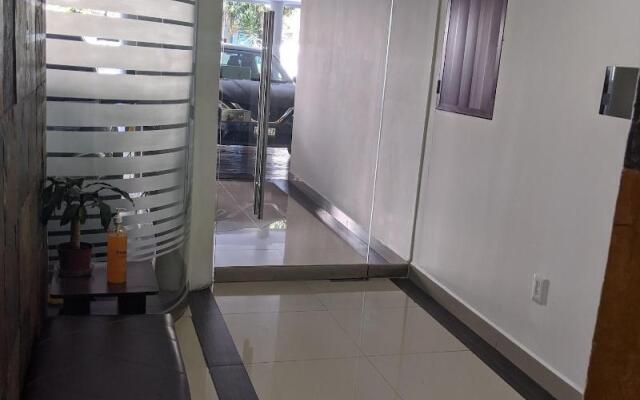 Grupo Kings Suites Alfredo de Musset