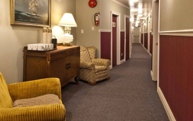 Heriot Bay Inn