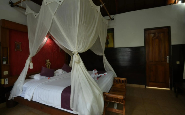 The Tanis Beach Resort Nusa Lembongan