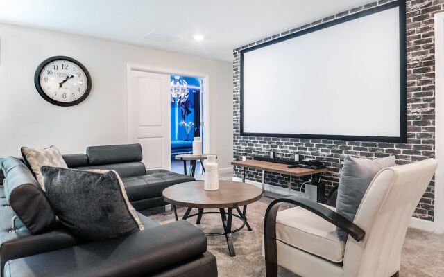 Family Reunion 10br Villa Pool/spa Near Disney!