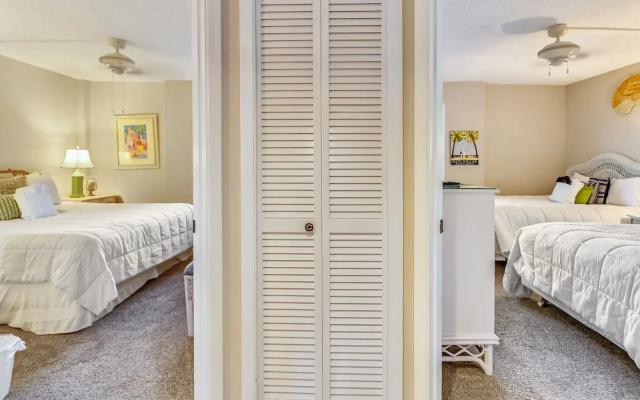 Inlet Reef 209 3 Bedroom Condo by RedAwning