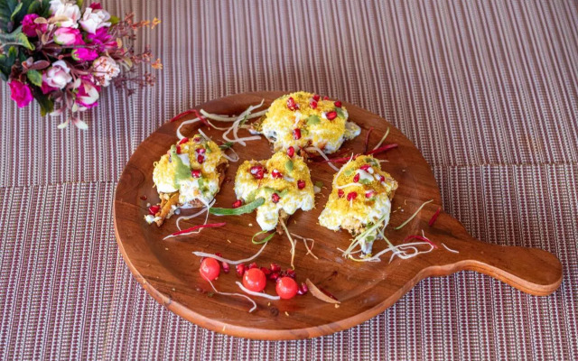 The Hotel Js Souvenir