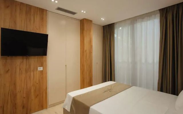 DownTown Hotel