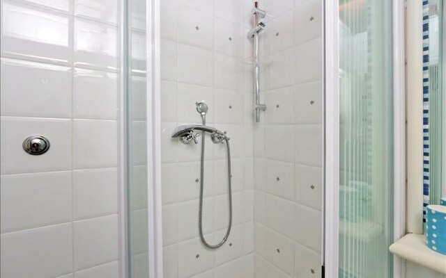 Cozy Halldis apartment just 10 minutes walk from the Colo