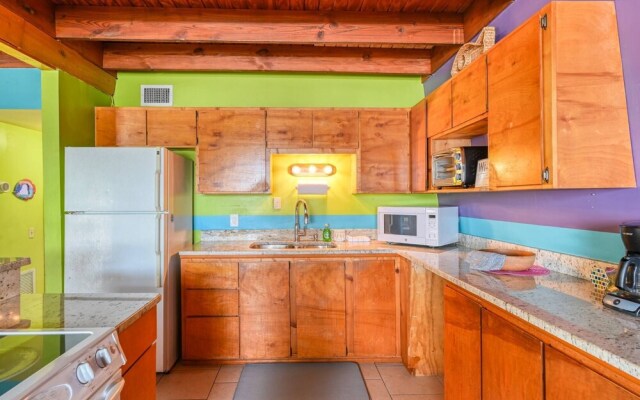 Endless Summer on B Street