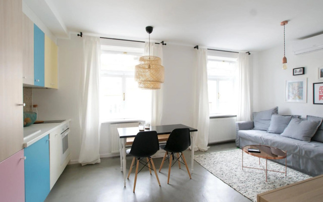 Cosy Happy Studio Apartment