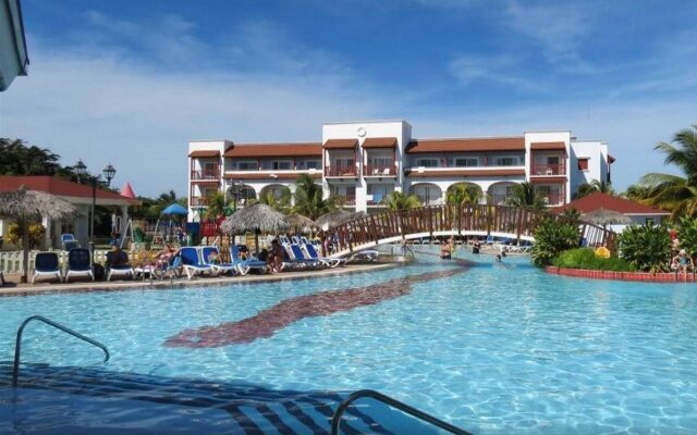 Memories Paraiso Beach Resort - All Inclusive