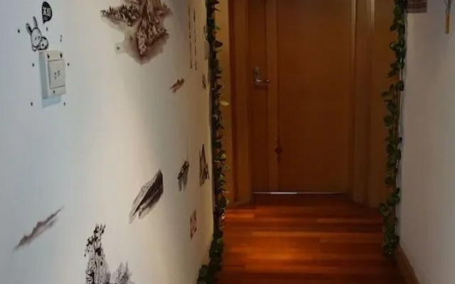 Shanghai Mofang Style Girls' Hostel
