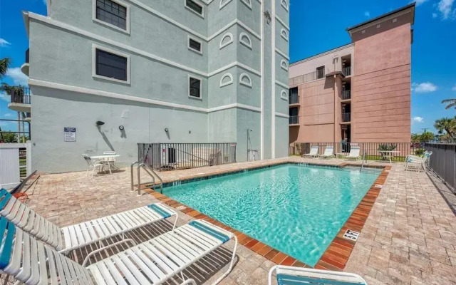 50 Meredith Drive #7