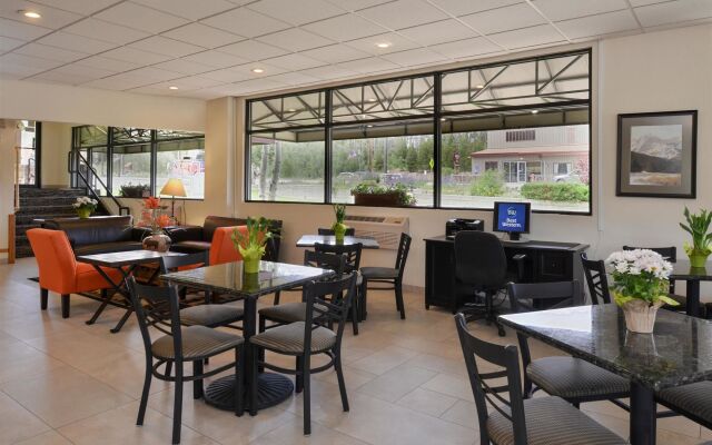 Best Western Alpenglo Lodge