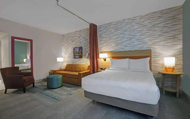 Home2 Suites by Hilton Milwaukee Downtown