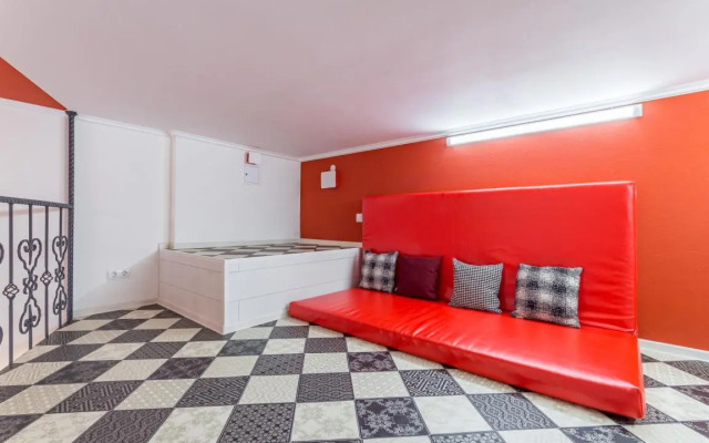 Этажидейли на улице Тверитина