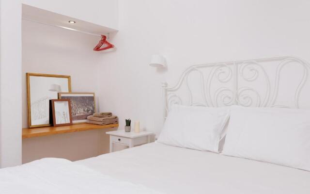 The Island Life Apartments by Konnect, Ipsos Beach